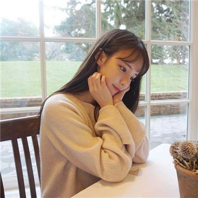 朵拉爱打高尔夫球